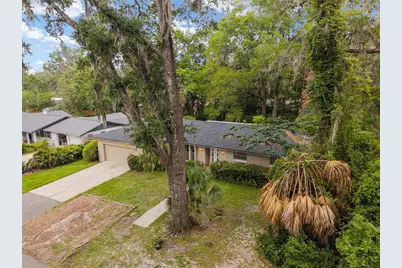 930 NW 37th Terrace, Gainesville, FL 32605 - Photo 2