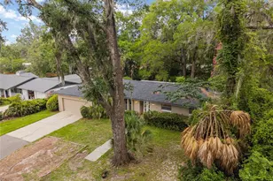 930 NW 37th Terrace, Gainesville, FL 32605 - Photo 2