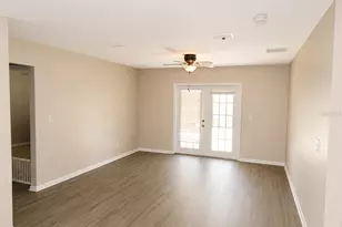 901 SW Pecan St, Keystone Heights, FL 32656 - Photo 4