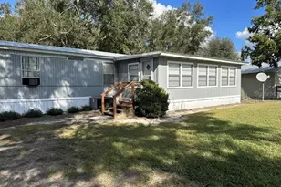559 SW 15th Ct, Bell, FL 32619 - Photo 2