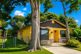3300 James St, Melbourne, FL 32901 - Photo 1