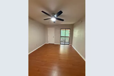 1515 NW 29th Road #D2, Gainesville, FL 32605 - Photo 8