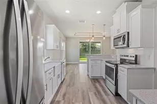 1689 SW 71st CIR, Gainesville, FL 32607 - Photo 16