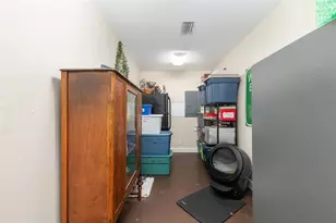 1810 NW 17th Ln, Gainesville, FL 32605 - Photo 68