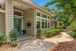 1810 NW 17th Ln, Gainesville, FL 32605 - Photo 8