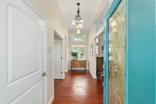 1810 NW 17th Ln, Gainesville, FL 32605 - Photo 10