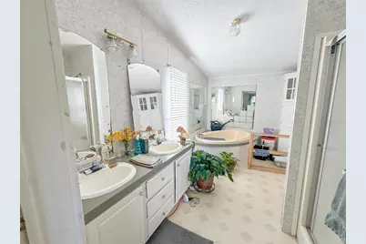 21528 NW 209th Terrace, High Springs, FL 32643 - Photo 32