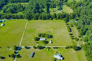 21528 NW 209th Terrace, High Springs, FL 32643 - Photo 8