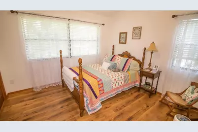 303 Riley Lake Drive, Hawthorne, FL 32640 - Photo 36