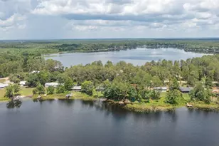 303 Riley Lk Dr, Hawthorne, FL 32640 - Photo 6