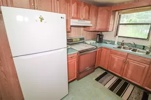 303 Riley Lk Dr, Hawthorne, FL 32640 - Photo 40