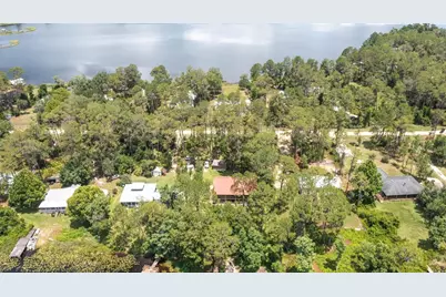 303 Riley Lake Drive, Hawthorne, FL 32640 - Photo 8