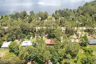 303 Riley Lk Dr, Hawthorne, FL 32640 - Photo 8