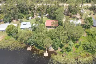303 Riley Lk Dr, Hawthorne, FL 32640 - Photo 8