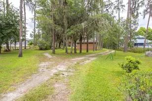 303 Riley Lk Dr, Hawthorne, FL 32640 - Photo 50