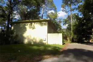 713 SW 69th St, Gainesville, FL 32607 - Photo 4