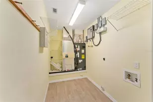 813 SW 99 St, Gainesville, FL 32607 - Photo 20