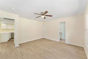 813 SW 99 St, Gainesville, FL 32607 - Photo 22