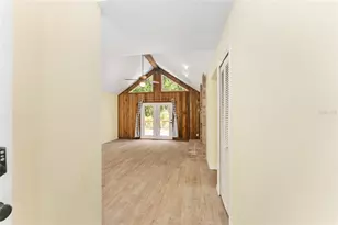 813 SW 99 St, Gainesville, FL 32607 - Photo 10