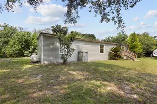 17416 NW 89th Terrace, Fanning Springs, FL 32693 - Photo 2