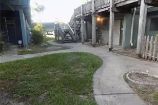 613 SW 75th St, Gainesville, FL 32607 - Photo 4