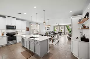3203 Dark Sky Dr, Saint Cloud, FL 34773 - Photo 8