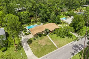 7610 NW 40th Ave, Gainesville, FL 32606 - Photo 2