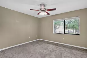 2735 SW 35th Pl, Gainesville, FL 32608 - Photo 18
