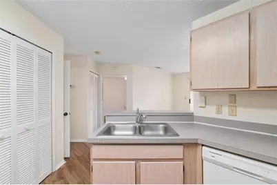 3705 SW 27th Street #412, Gainesville, FL 32608 - Photo 14