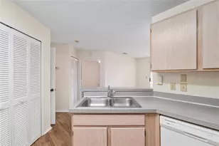 3705 SW 27th St, Gainesville, FL 32608 - Photo 14