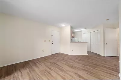 3705 SW 27th Street #412, Gainesville, FL 32608 - Photo 6