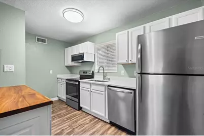507 NW 39th Road #110, Gainesville, FL 32607 - Photo 8