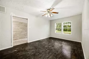 1334 NE 1st Ave, Gainesville, FL 32641 - Photo 6