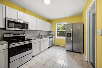 1334 NE 1st Avenue, Gainesville, FL 32641 - Photo 8