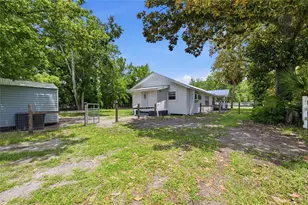 5570 Navarre Ave, Hampton, FL 32044 - Photo 16