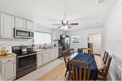 5570 Navarre Avenue, Hampton, FL 32044 - Photo 8