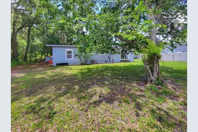 2524 NE 5th Place, Gainesville, FL 32641 - Photo 16