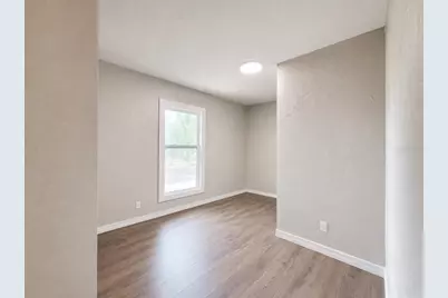 2524 NE 5th Place, Gainesville, FL 32641 - Photo 10