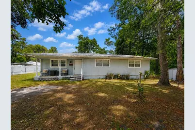 2524 NE 5th Place, Gainesville, FL 32641 - Photo 18