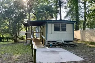 18400 NW 233rd Terrace, High Springs, FL 32643 - Photo 2