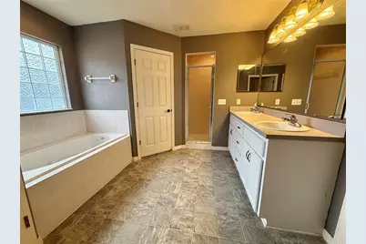 25168 NW 10th Avenue, Newberry, FL 32669 - Photo 18