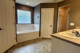25168 NW 10 Ave, Newberry, FL 32669 - Photo 28