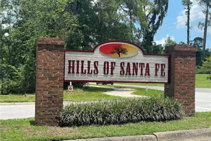2421 NW 106th Dr, Gainesville, FL 32606 - Photo 2