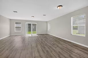 7082 Plymouth Grove Ct, Jacksonville, FL 32220 - Photo 12