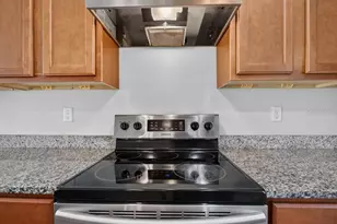 7082 Plymouth Grove Ct, Jacksonville, FL 32220 - Photo 10