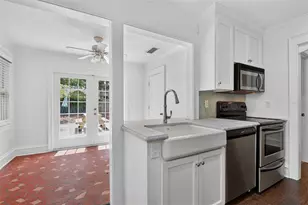 433 SE 7th St, Gainesville, FL 32601 - Photo 12