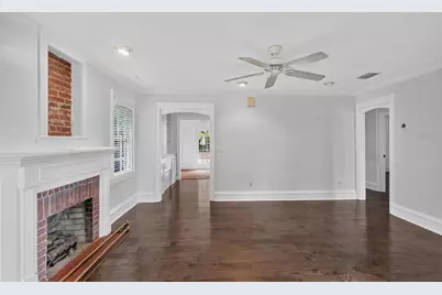 433 SE 7th Street, Gainesville, FL 32601 - Photo 6