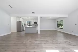 6840 NW 111th Ln, Alachua, FL 32615 - Photo 8