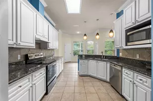 2501 NW 91 Dr, Gainesville, FL 32606 - Photo 10