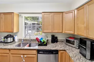1822 SW 42nd Ave, Gainesville, FL 32608 - Photo 12